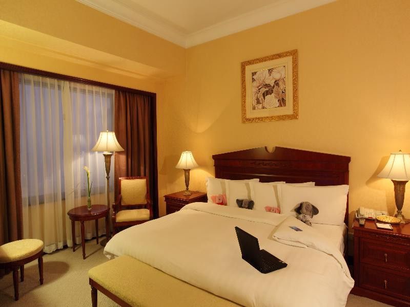 Holiday Inn Shanghai Nanjing Road, An Ihg Hotel Room photo